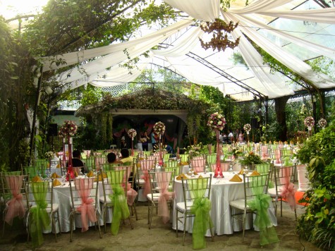 Actual set-up of combined ceremony and reception at the garden area. 